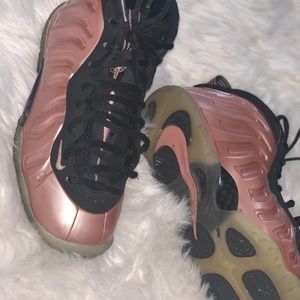 COPY - Nike Foams “Rust Pink”
